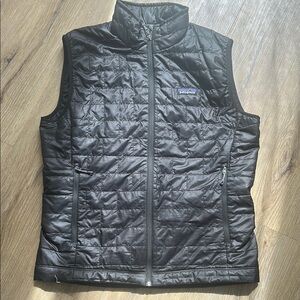Patagonia Black Quilted Vest